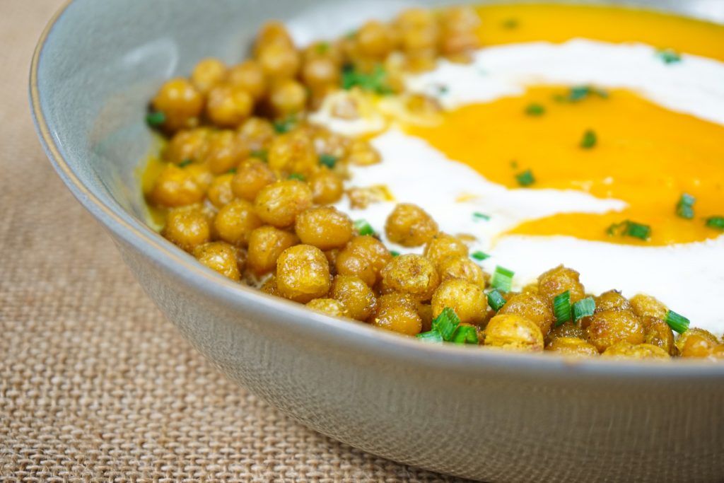 velouté de potiron aux pois chiches grillés