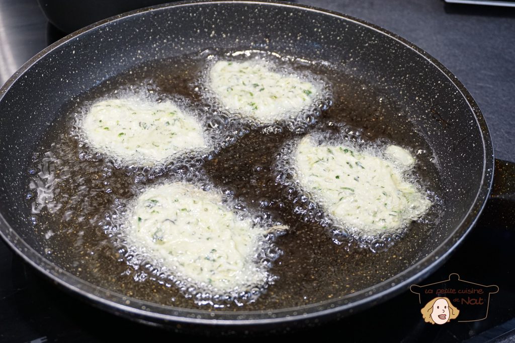 Galettes de courgettes à la menthe et au parmesan