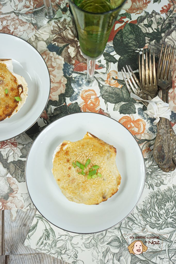 coquilles de poisson et de noix de Saint-Jacques 