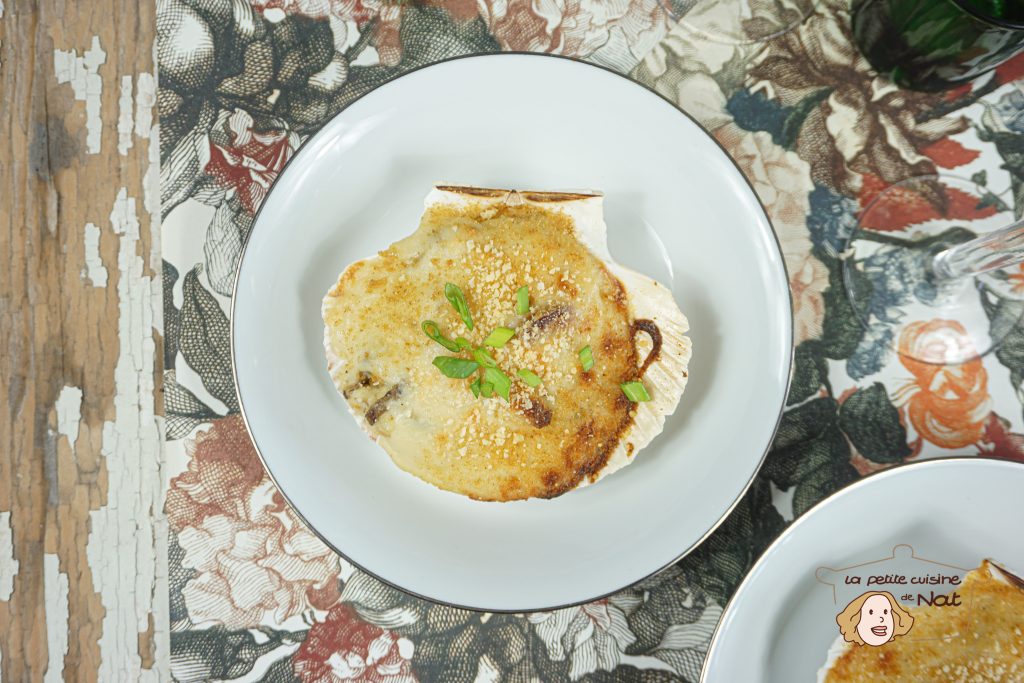 coquilles de poisson et de noix de Saint-Jacques 