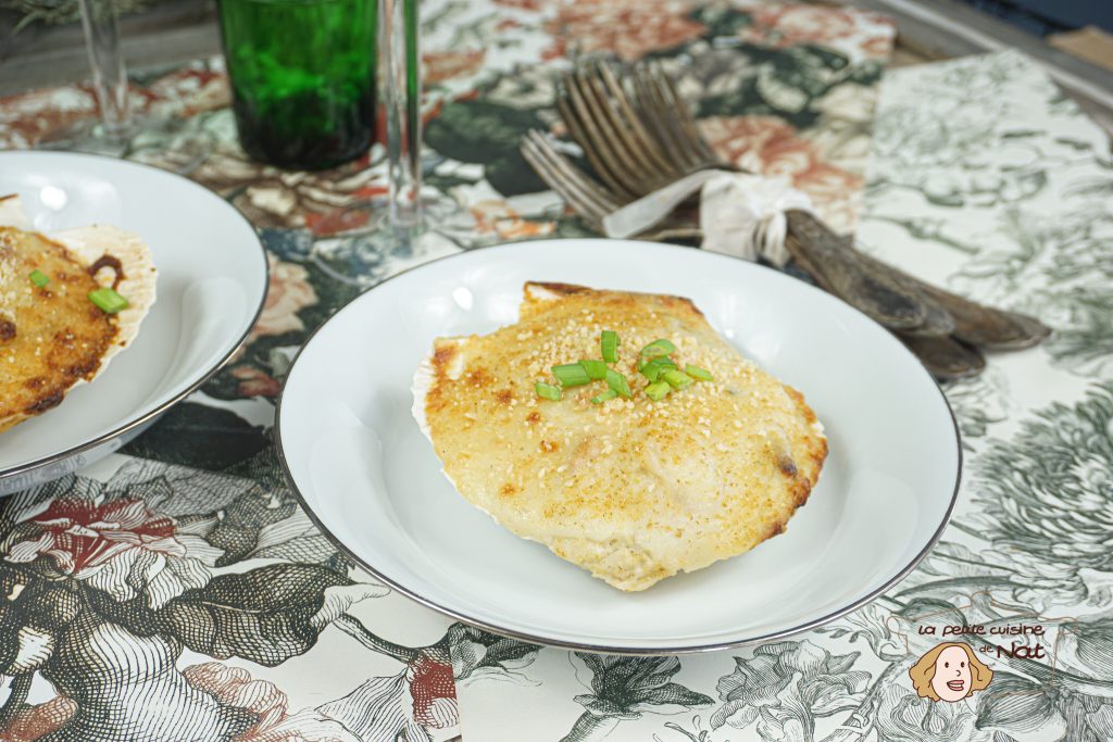 coquilles de poisson et de noix de Saint-Jacques 